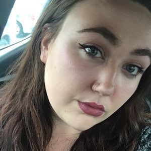 Meet your Posher, Mackenzie